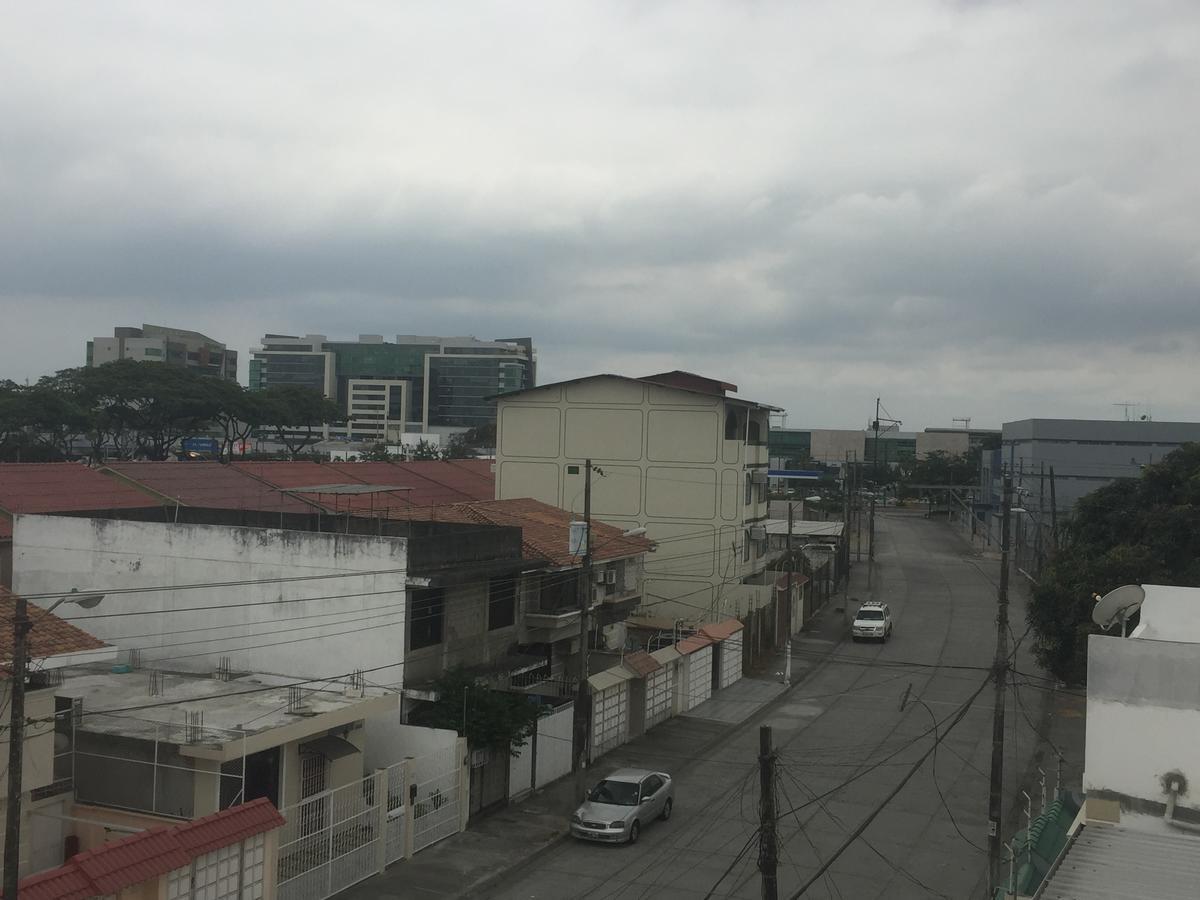 Pp Suite Guayaquil Exteriör bild